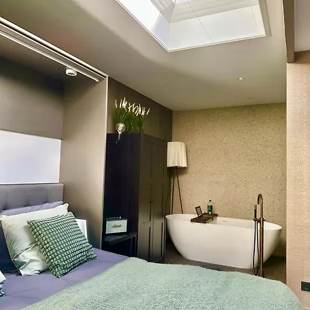 Oasis With Private Parking Appartement *