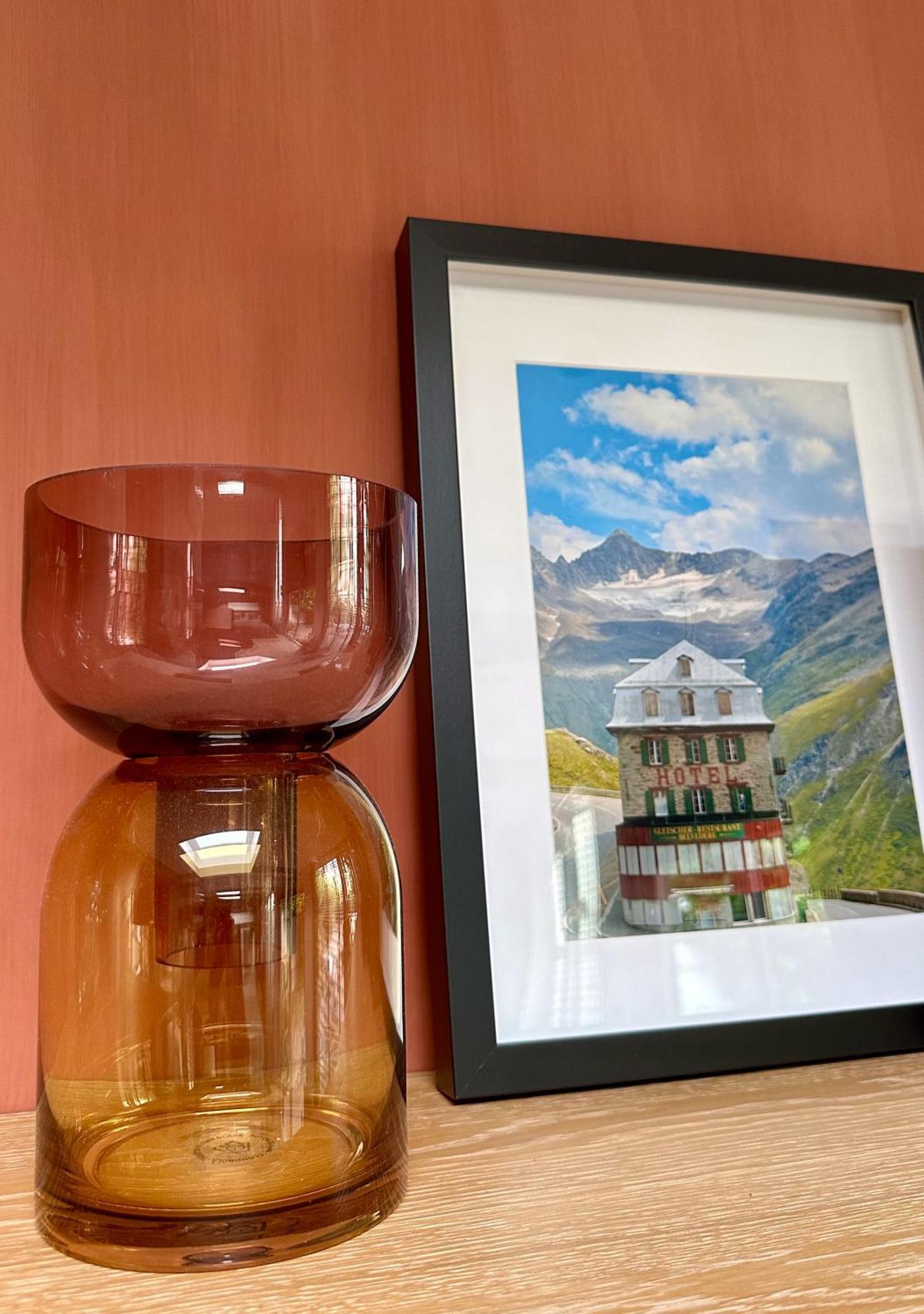 Oasis With Private Parking *