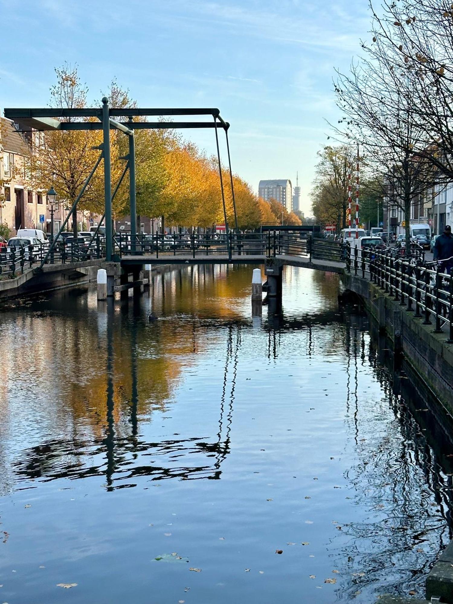 Oasis With Private Parking * Den Haag